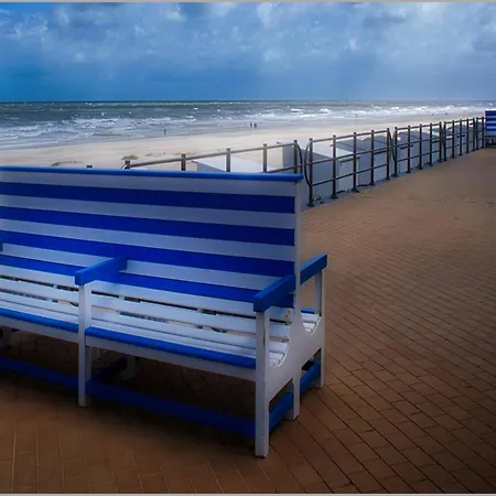 With Sleeping Area Appartamento Middelkerke